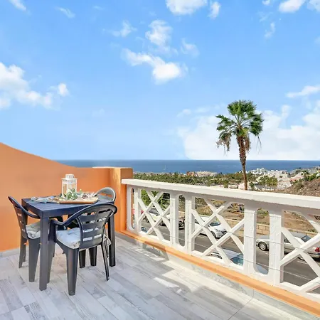 Luxury Romantic Ocean View דירה *