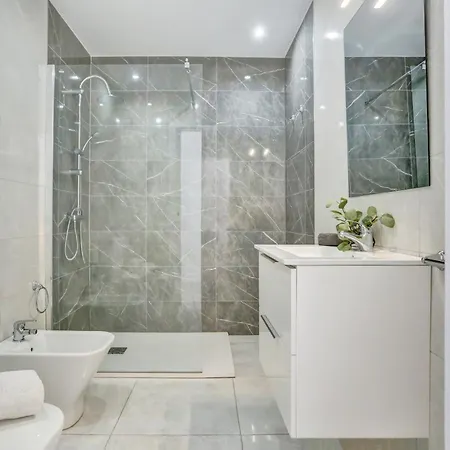 דירה Luxury Romantic Ocean View אדחה